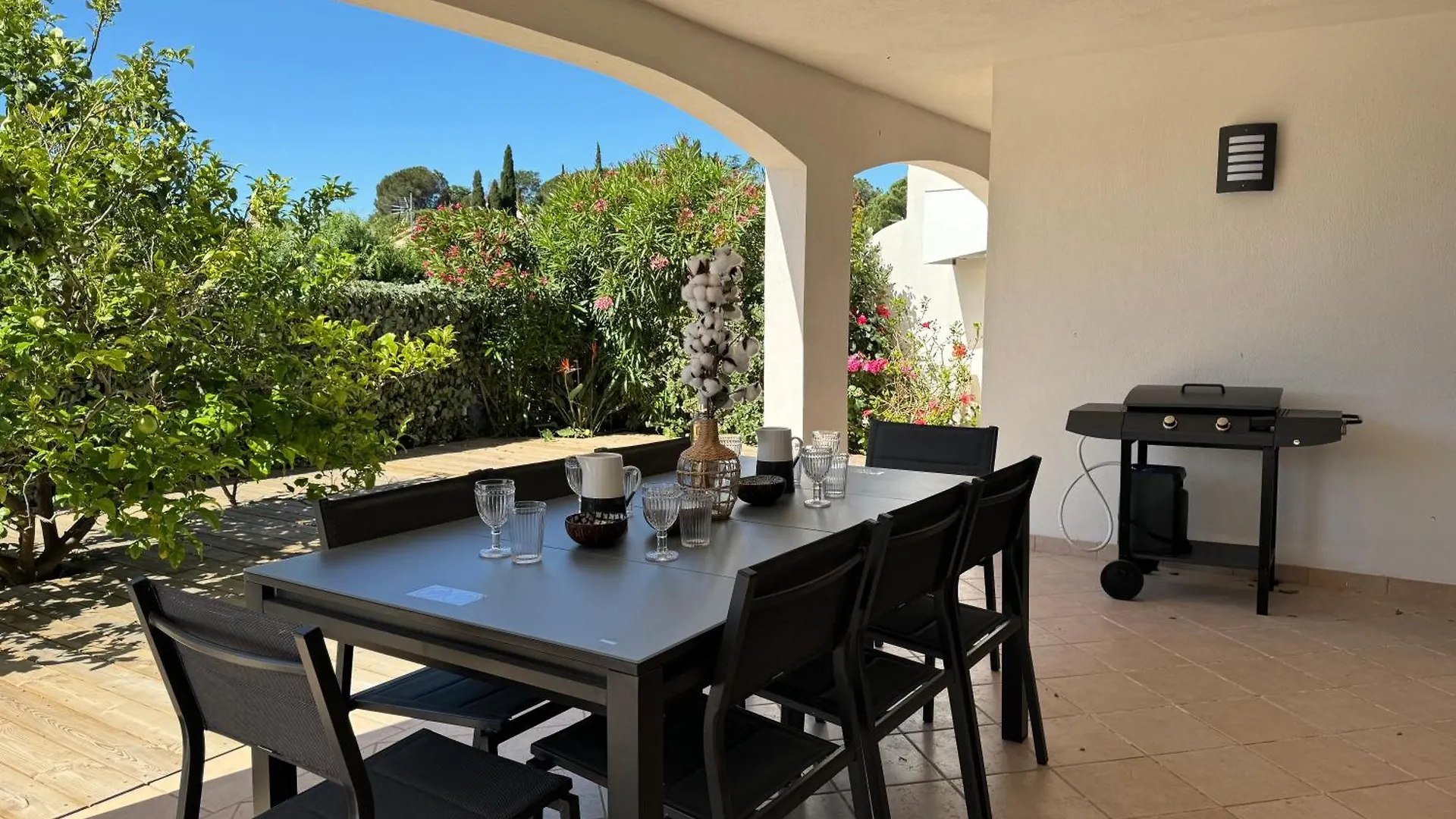 L'Appartement Port-Cros Au Lavandou Le Lavandou 0*,  Franciaország
